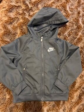 Like new Nike Gray Hooded Windbreaker Jacket in size 2T